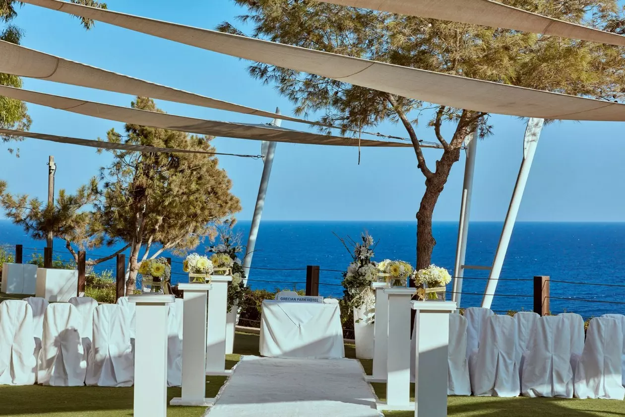 grecianpark_shabaviz (4).jpg